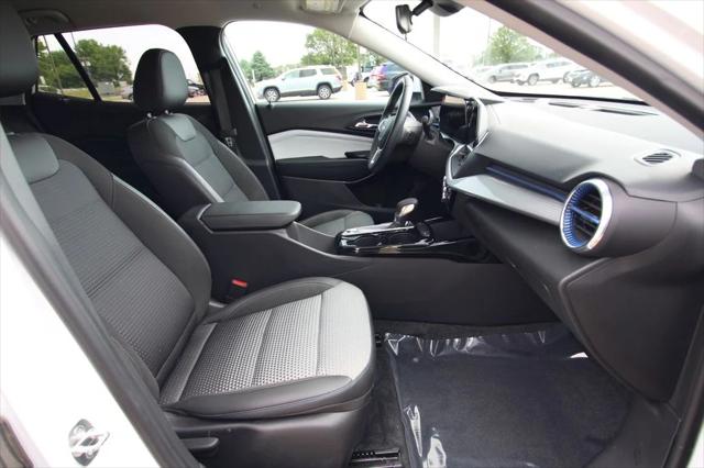 2024 Chevrolet Trax FWD LT