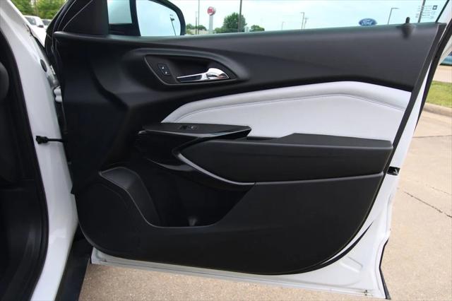 2024 Chevrolet Trax FWD LT