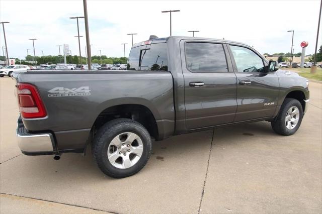 2020 Ram 1500 Big Horn Crew Cab 4x4 5'7" Box