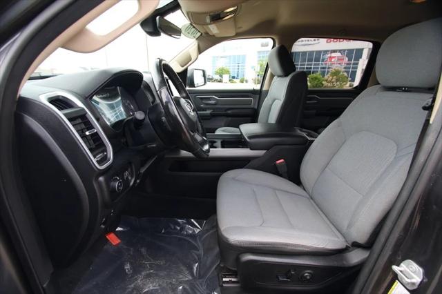 2020 Ram 1500 Big Horn Crew Cab 4x4 5'7" Box
