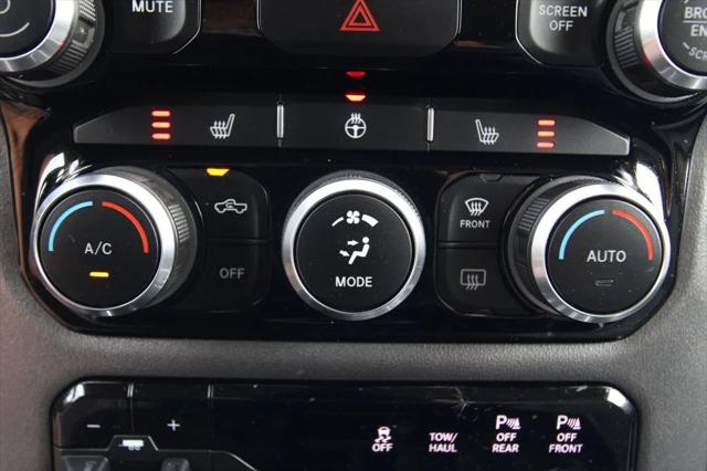 2020 Ram 1500 Big Horn Crew Cab 4x4 5'7" Box