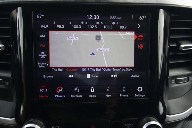 2020 Ram 1500 Big Horn Crew Cab 4x4 5'7" Box