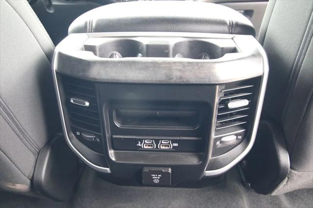 2020 Ram 1500 Big Horn Crew Cab 4x4 5'7" Box