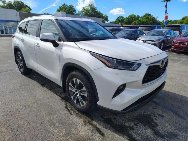 2023 Toyota Highlander XLE 2023 Toyota Highlander XLE
