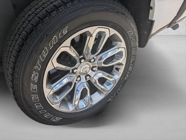 2024 Ram 1500 Laramie Crew Cab 4x4 5'7" Box