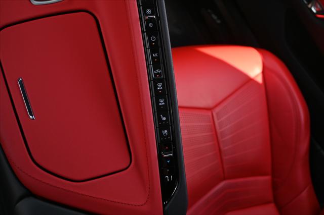 2023 Chevrolet Corvette Stingray RWD Coupe 2LT