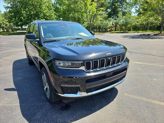 2023 Jeep Grand Cherokee L Limited 4x4