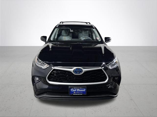 2023 Toyota Highlander Hybrid XLE Bronze