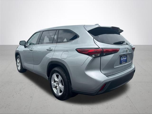 2021 Toyota Highlander LE