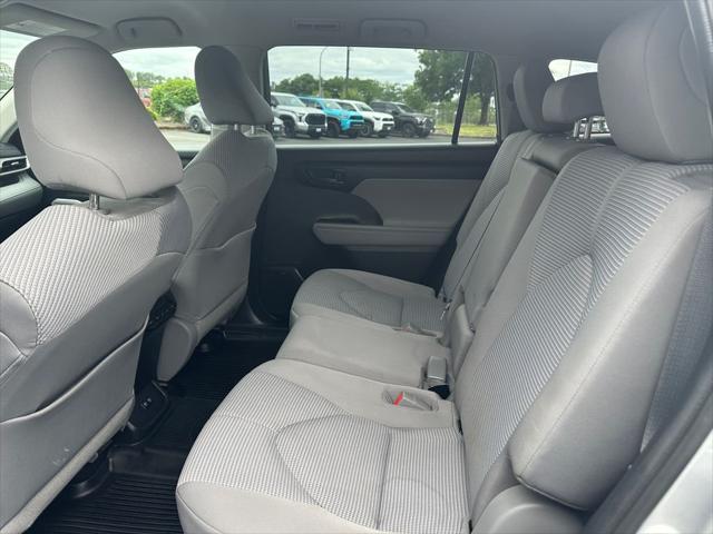 2021 Toyota Highlander LE