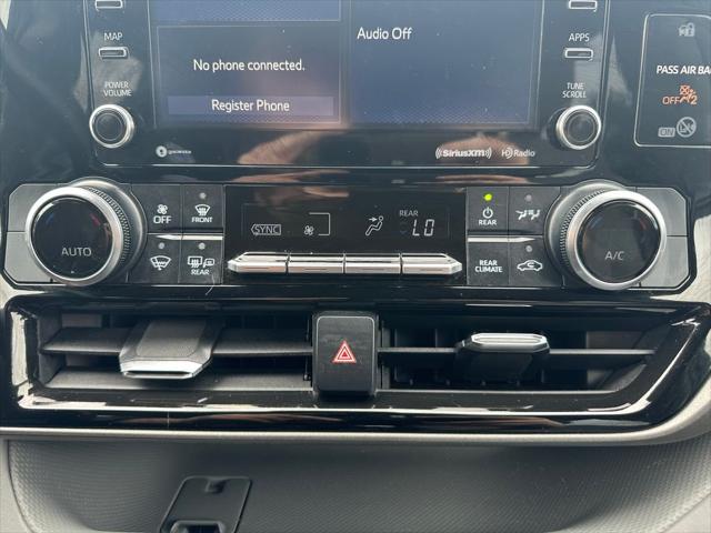 2021 Toyota Highlander LE