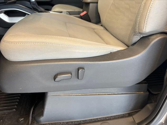 2022 Nissan Frontier Crew Cab SV 4x4