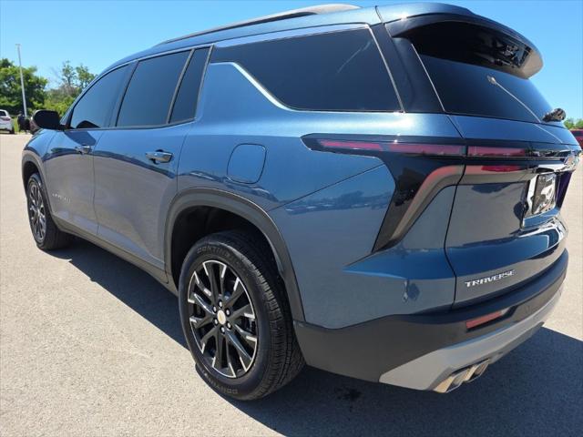 2026 Chevrolet Traverse FWD LT