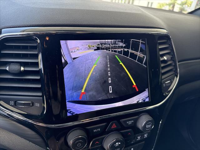 2020 Jeep Grand Cherokee Altitude 4x2