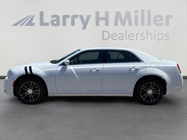 2021 Chrysler 300 Touring AWD