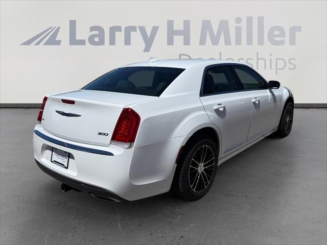 2021 Chrysler 300 Touring AWD