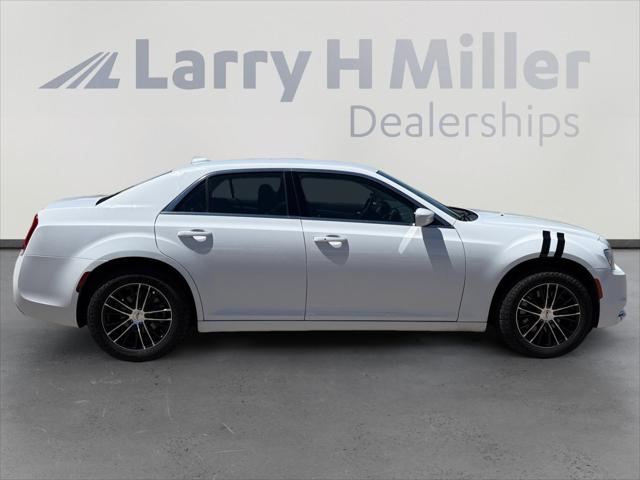 2021 Chrysler 300 Touring AWD