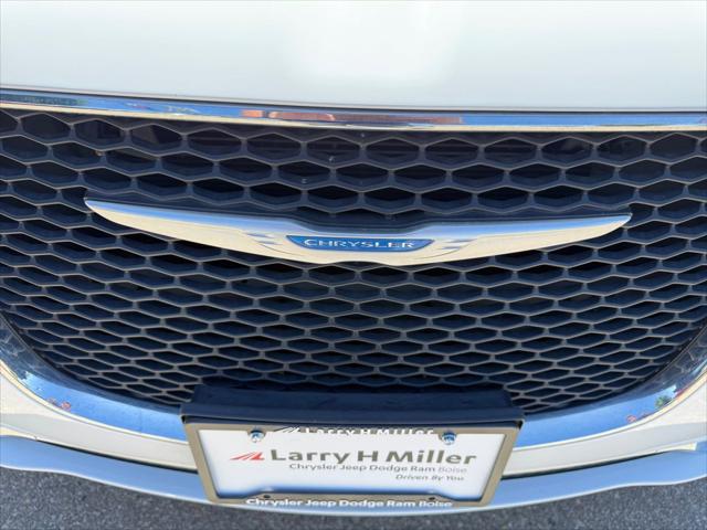 2021 Chrysler 300 Touring AWD