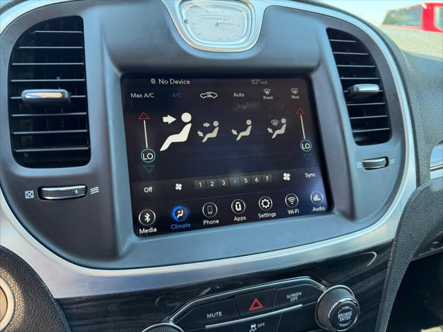 2021 Chrysler 300 Touring AWD