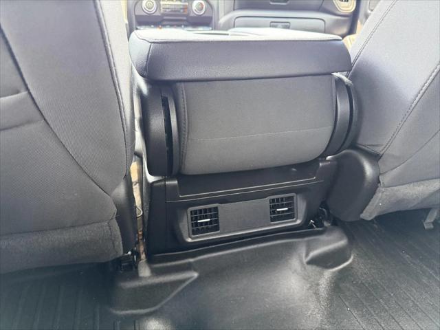 2022 Chevrolet Silverado 1500 4WD Crew Cab Short Bed Custom