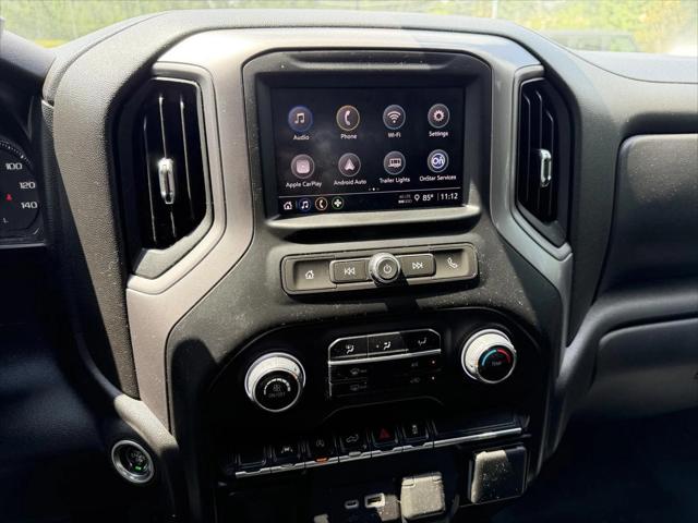 2022 Chevrolet Silverado 1500 4WD Crew Cab Short Bed Custom
