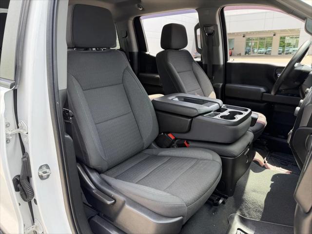 2022 Chevrolet Silverado 1500 4WD Crew Cab Short Bed Custom