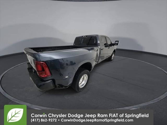 2025 Ram 3500 Laramie Crew Cab 4x4 8' Box