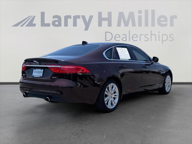 2017 Jaguar XF 35t Premium