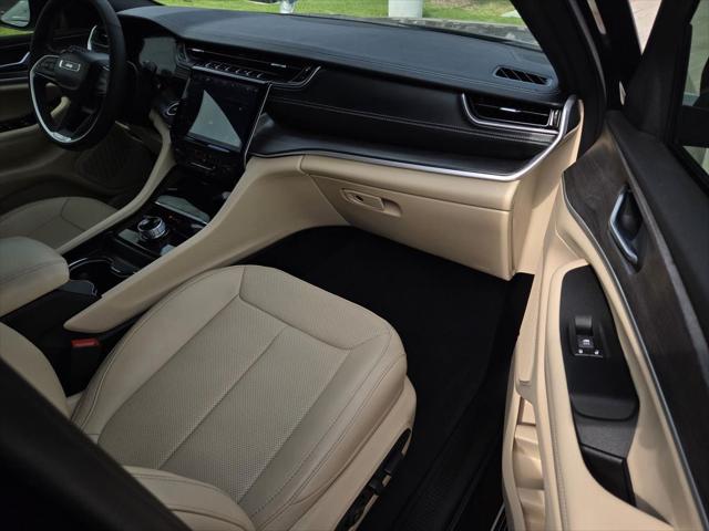2025 Jeep Grand Cherokee L Limited 4x2