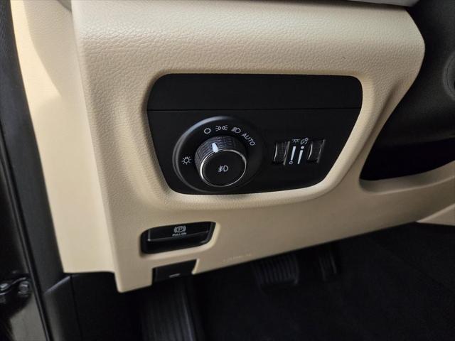 2025 Jeep Grand Cherokee L Limited 4x2