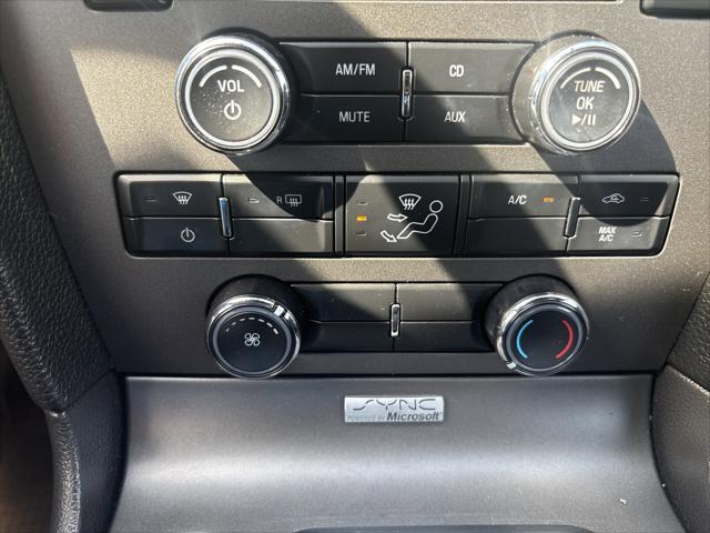 2014 Ford Mustang COUPE