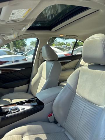 2015 INFINITI Q50 Sport