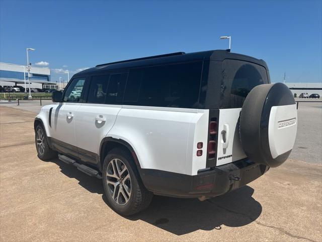 2025 Land Rover Defender 130 P400 X-Dynamic SE