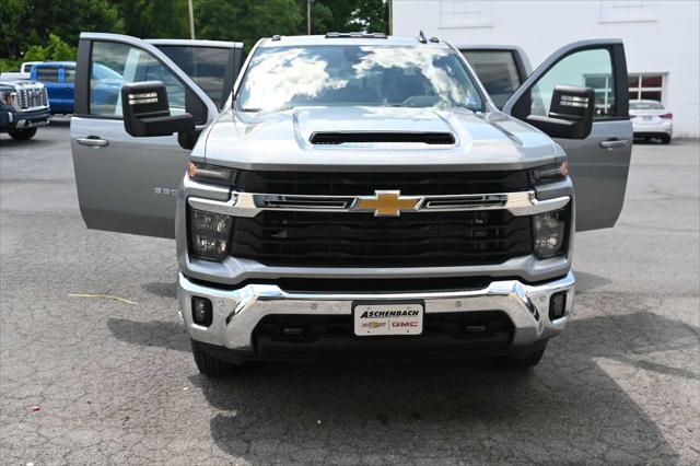 2026 Chevrolet Silverado 3500HD Crew Cab, Long Bed, LT Dual Rear Wheel, RWD