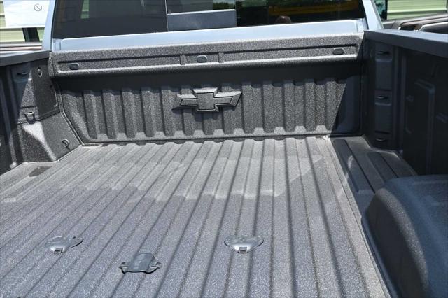 2026 Chevrolet Silverado 3500HD Crew Cab, Long Bed, LT Dual Rear Wheel, RWD
