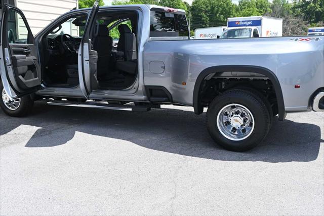 2026 Chevrolet Silverado 3500HD Crew Cab, Long Bed, LT Dual Rear Wheel, RWD