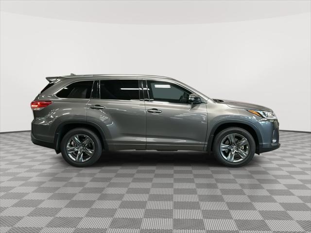 2017 Toyota Highlander Limited Platinum