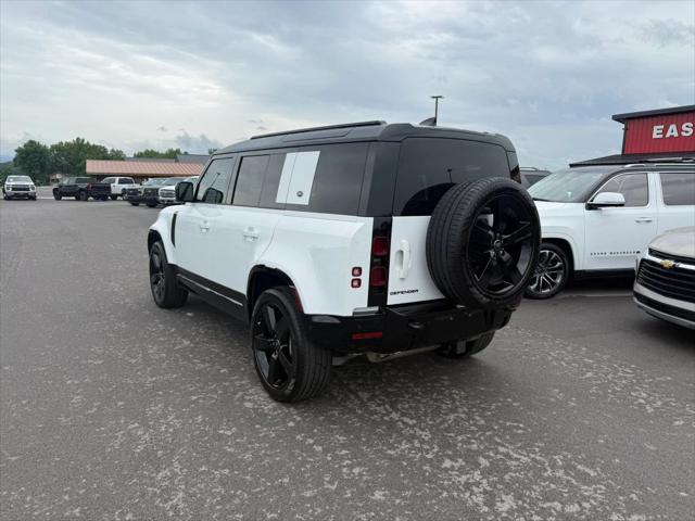 2024 Land Rover Defender 110 P400 X-Dynamic SE
