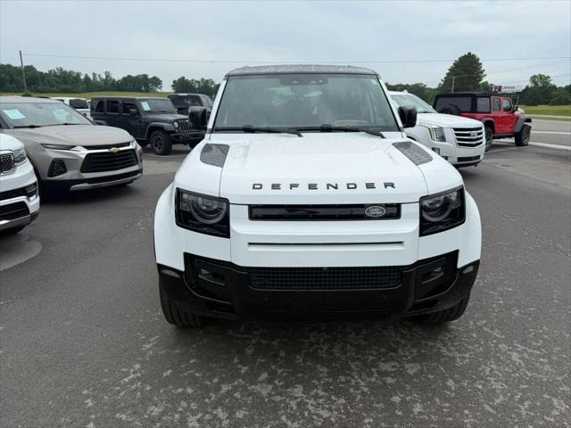 2024 Land Rover Defender 110 P400 X-Dynamic SE