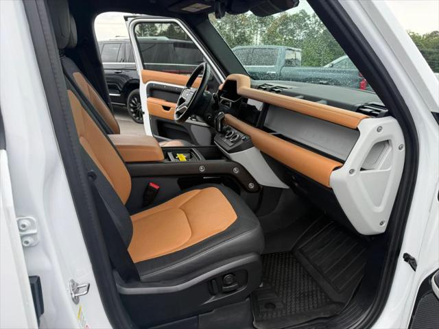 2024 Land Rover Defender 110 P400 X-Dynamic SE