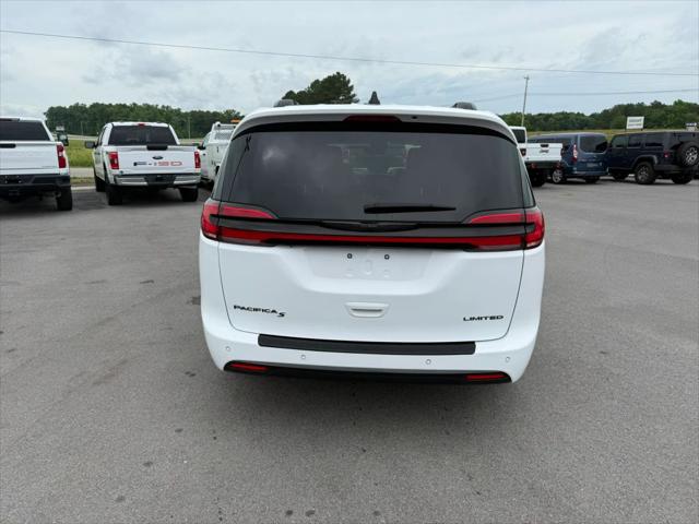 2025 Chrysler Pacifica Limited