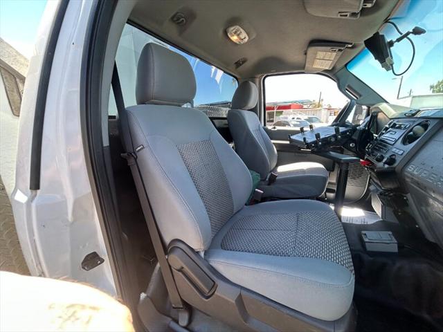 2012 Ford F-550 BUCKET