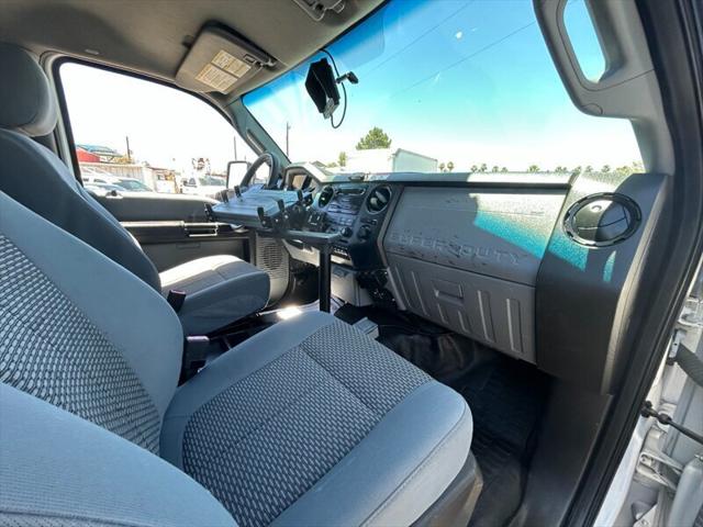 2012 Ford F-550 BUCKET