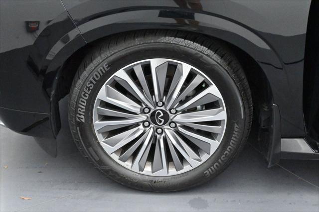 2025 INFINITI QX80 LUXE AWD
