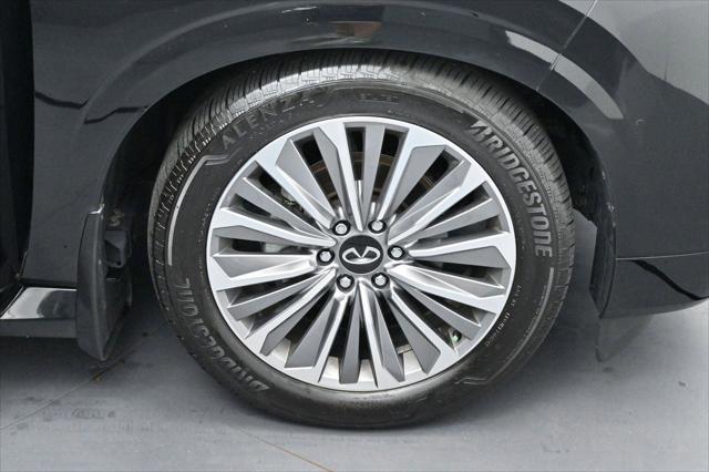 2025 INFINITI QX80 LUXE AWD