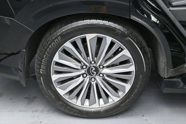2025 INFINITI QX80 LUXE AWD