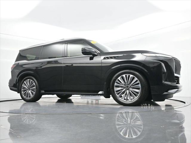 2025 INFINITI QX80 LUXE AWD