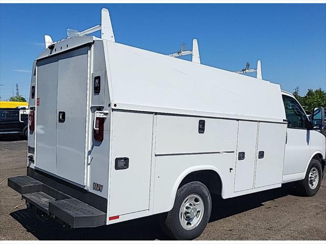 2020 Chevrolet Express Cutaway Work Van
