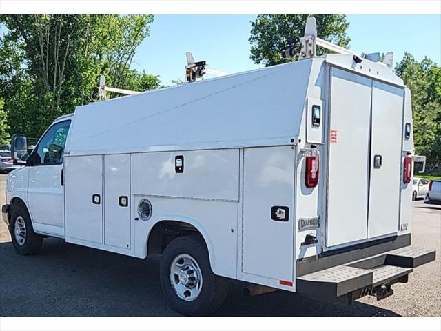 2020 Chevrolet Express Cutaway Work Van