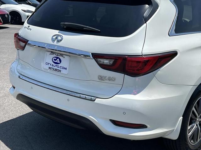 2019 INFINITI QX60 LUXE